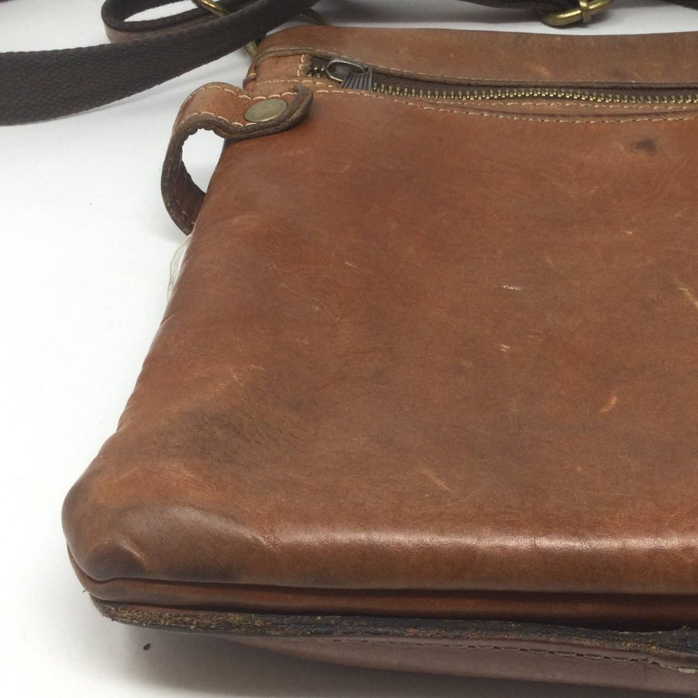 Patricia Nash Brown Distressed Leather Crossbody - Picture 3 of 13